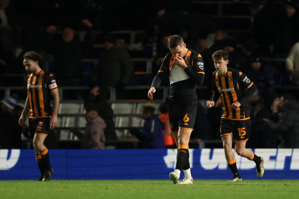 建立与广大 建立与广大