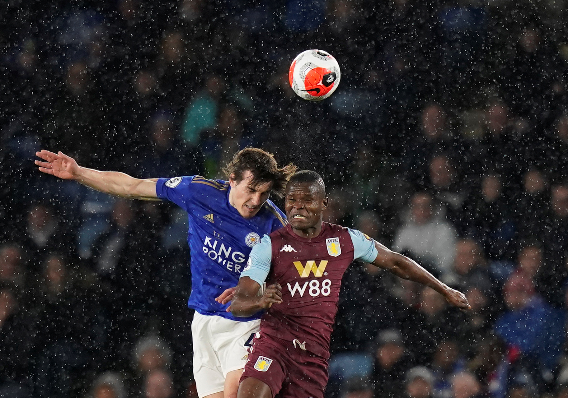 队的决定引 队的决定引